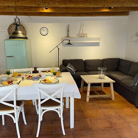 Pavi Romantic Stone House K13 *