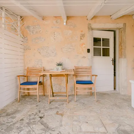 Pavi Romantic Stone House K13 Kornić