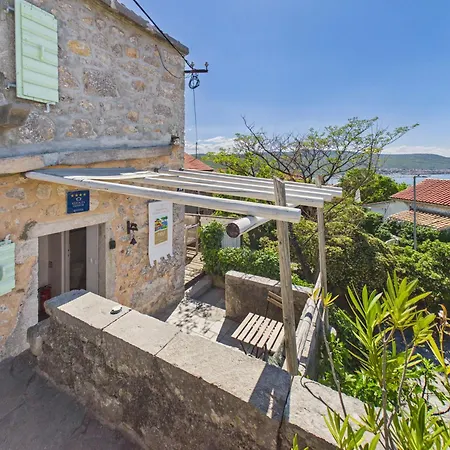 Pavi Romantic Stone House K13 * Kornić
