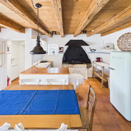 Pavi Romantic Stone House K13 *