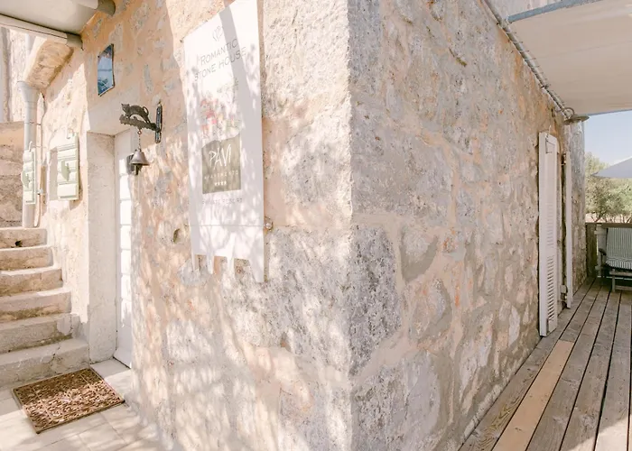 Pavi Romantic Stone House K13 Kornić