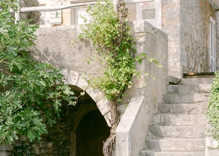 Pavi Romantic Stone House K13 * Kornić