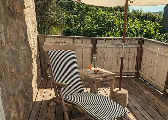 Pavi Romantic Stone House K13 Apartament